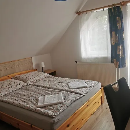 Kiss Vendeghaz Balatonlelle