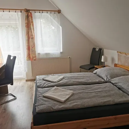 Kiss Vendeghaz * Balatonlelle