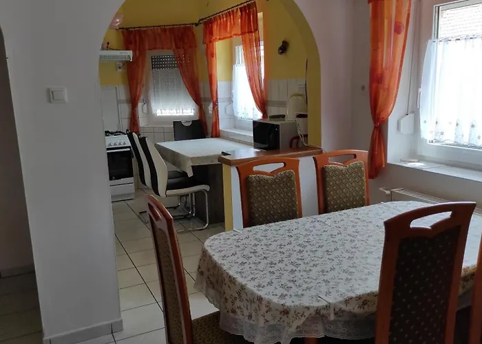 Apartament Kiss Vendeghaz